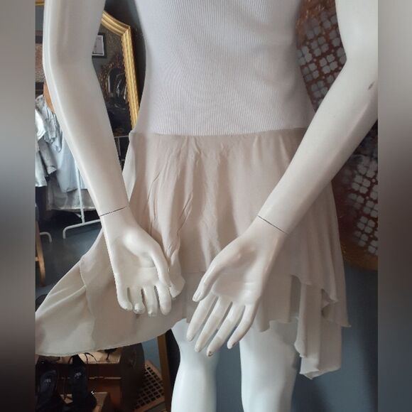 Zara Cotton Combination White and Cream Sleeveless Ruffled Mini Dress - Picture 3 of 14